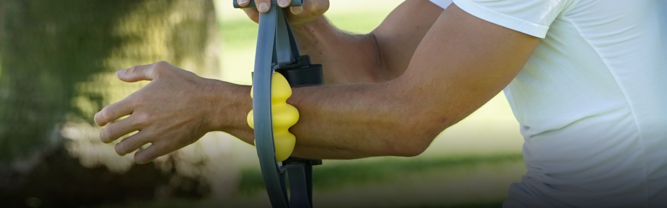 Rolflex's patented design emulates a massage therapist's thumb.